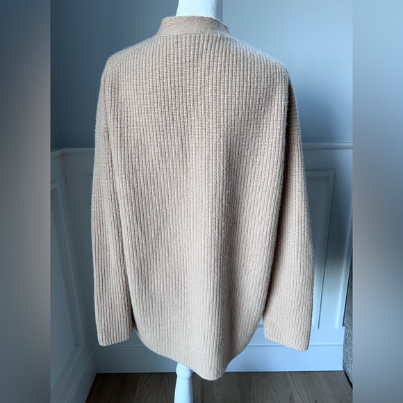 Banana Republic Beige Button-Up Cardigan cashmere sweater M - Picture 6 of 8